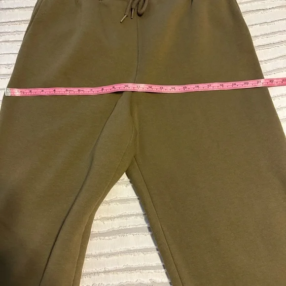 Zenana Outfitters Olive Fleece 2PC Sweatshirt and Pants Set - Picture 6 of 12